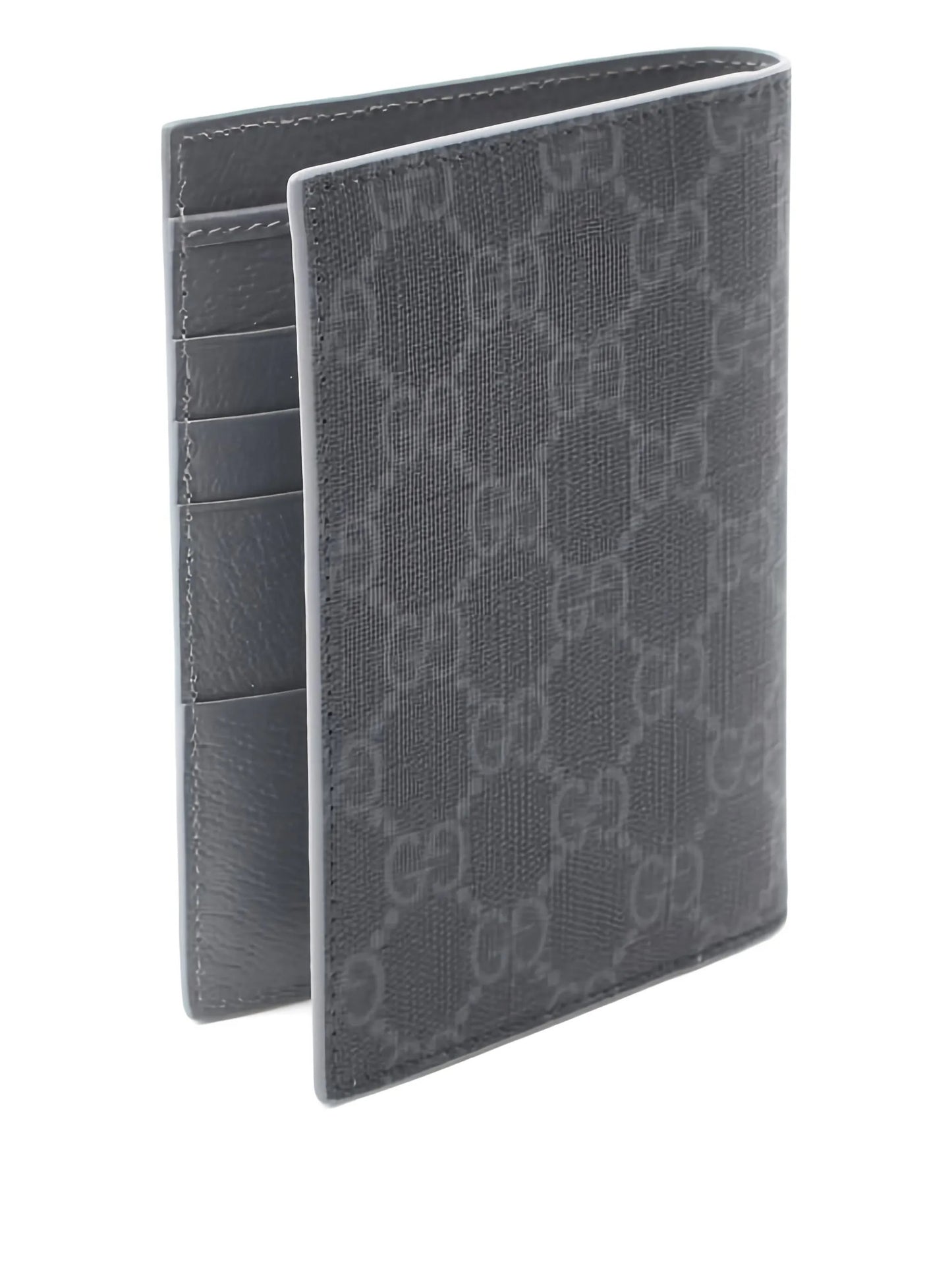 Gucci
GG Supreme cardholder