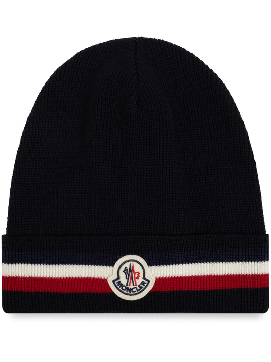Moncler beanie with logo patch