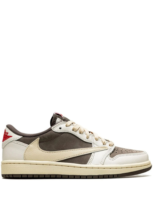 Air Jordan 1 Low OG Reverse Mocha x Travis Scott