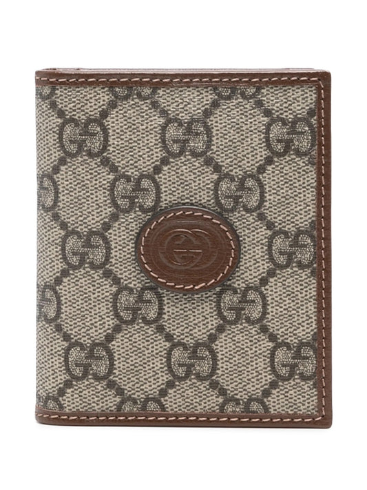Gucci
GG Supreme patterned wallet